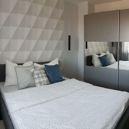 Apartament Jack Mielec Eksteriør bilde