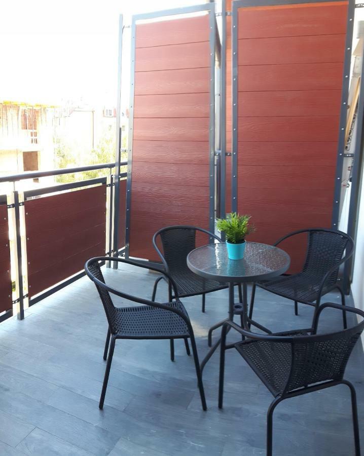Apartament Jack Mielec Eksteriør bilde